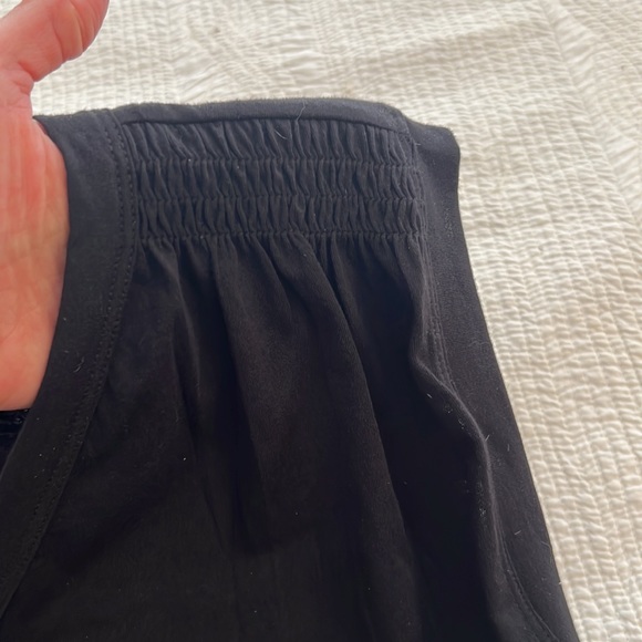 NWT LOFT muscle tank with ruching - Picture 5 of 8